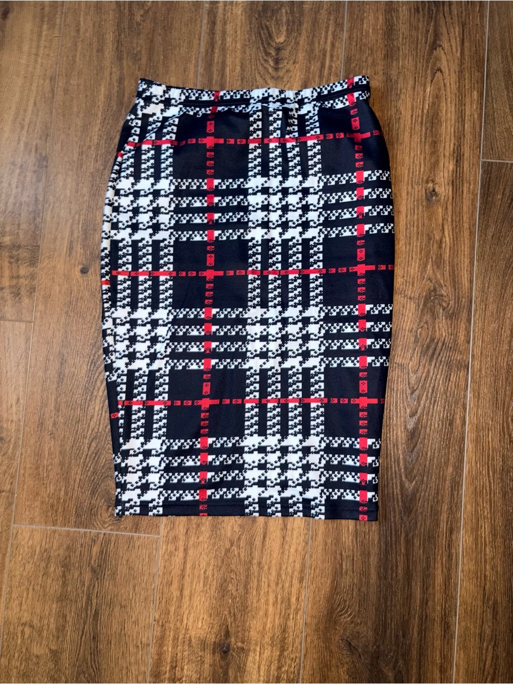 SHEIN Plaid Houndstooth Printed Bodycon Pencil Skirt Size Medium (US 6)